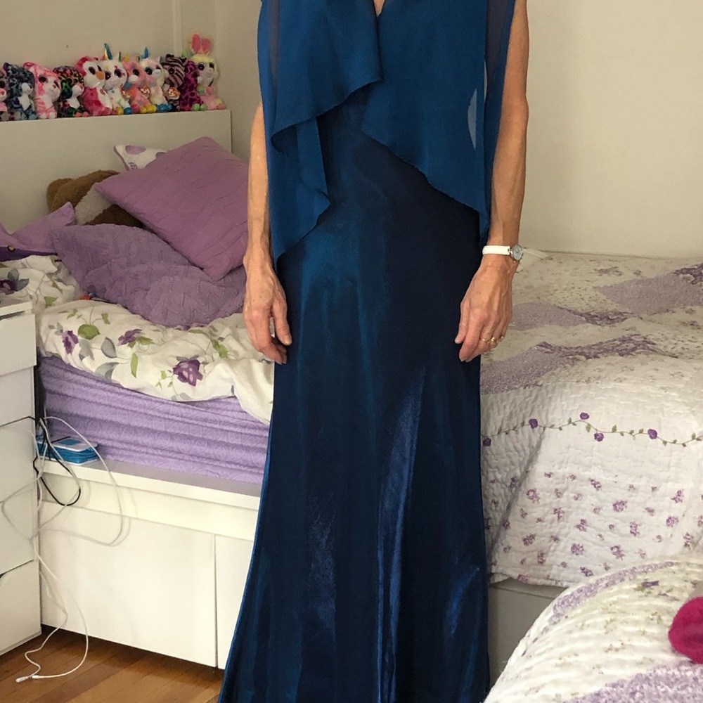 Elegant beautiful sparkly blue evening dress size - Picture 5 of 8